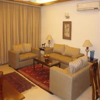 Service Apartment In Chittranjan Park, New Delhi 1